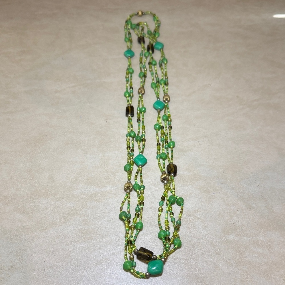 Green Beaded Necklace 36"